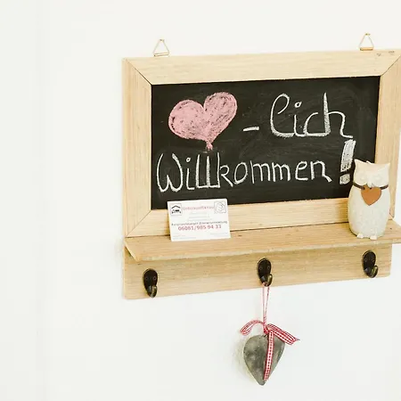 Am Schloss Von Unterkunft4you Usingen